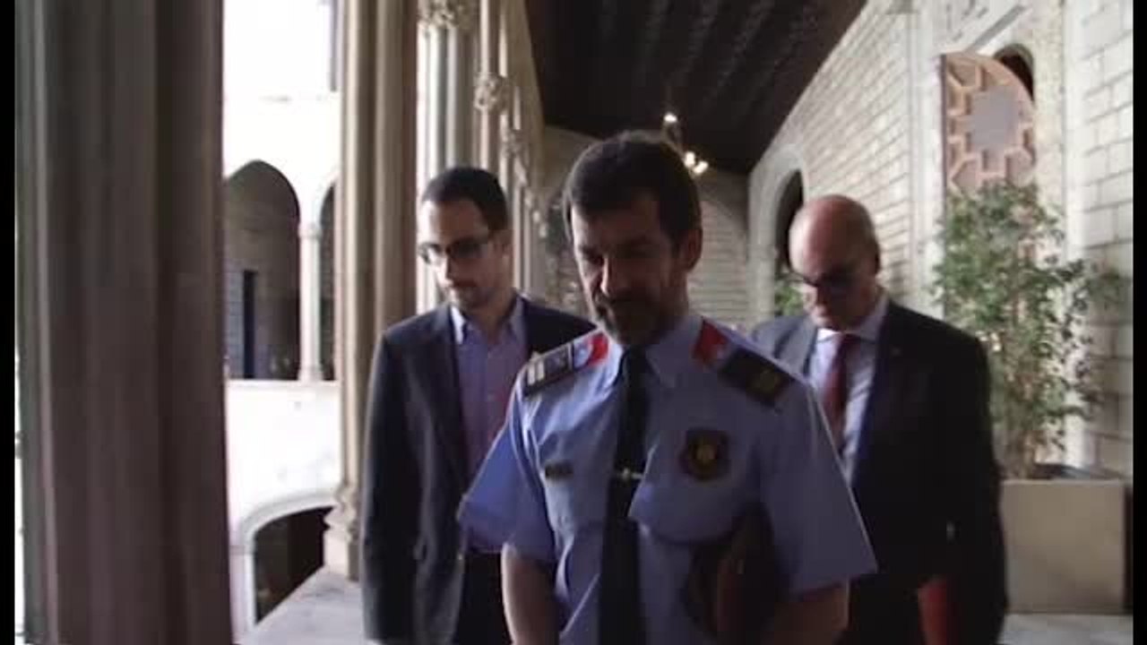 Los Mossos pidieron a Puigdemont que desconvocara el 1 de octubre