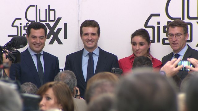 Feijóo, Casado y Moreno coinciden en un acto informativo