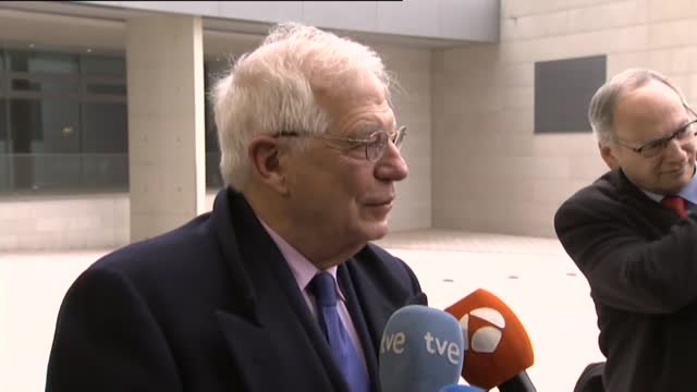 Borrell espera un acuerdo entre Laboristas y Conservadores: es una pena que hayan empezado a discutir tan tarde