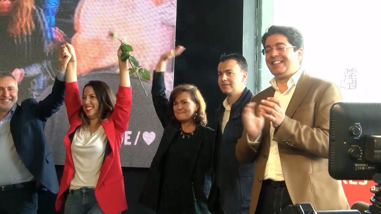 Carmen Calvo participa en un acto en Tenerife