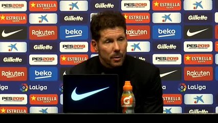 Simeone: "Muchos futbolistas dicen un montón de cosas y no los expulsan"