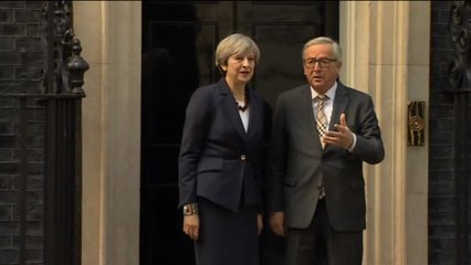 Theresa May pedirá un segundo retraso del brexit