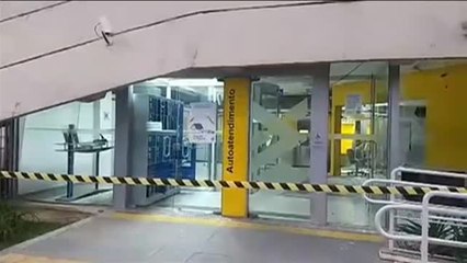 Al menos 10 asaltantes han muerto en un tiroteo con la policía