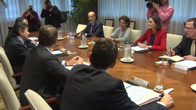 Reunión sobre las factorías de Alcoa en Avilés y A Coruña