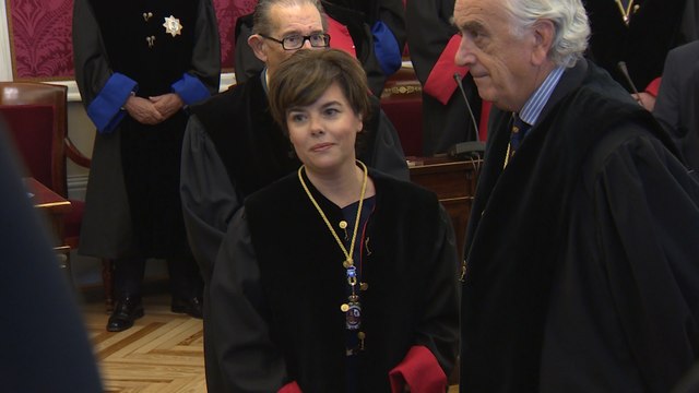 Saénz de Santamaría toma posesión como consejera de Esatdo