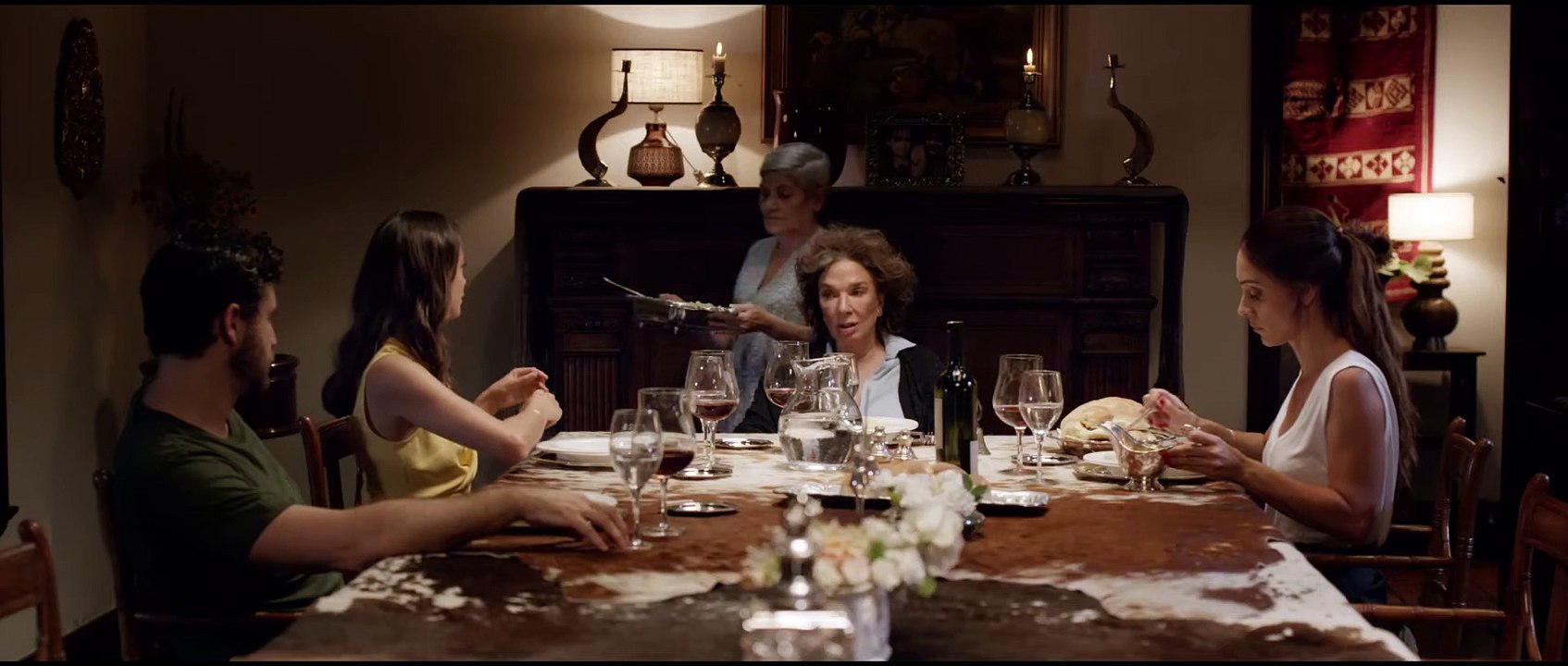 Il Segreto di una famiglia Film Clip - La famiglia deve essere unita