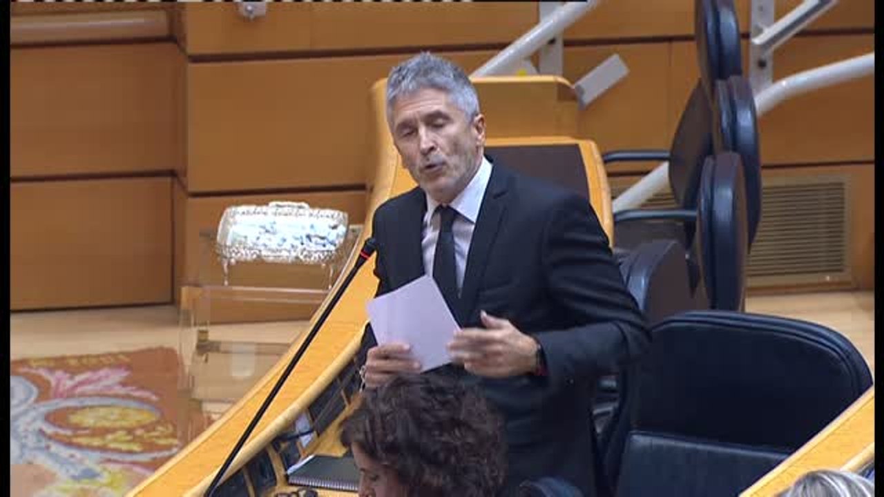 Acedo acusa al Gobierno de llevar a cabo una política migratoria "de tapadillo"