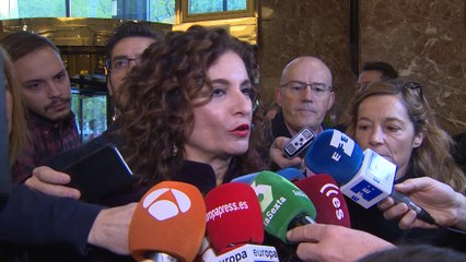 Montero dice que "en absoluto" trabaja en un escenario de prórroga de los PGE