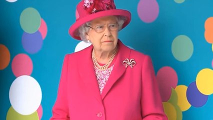 Isabel II sigue los pasos de su marido y deja de conducir