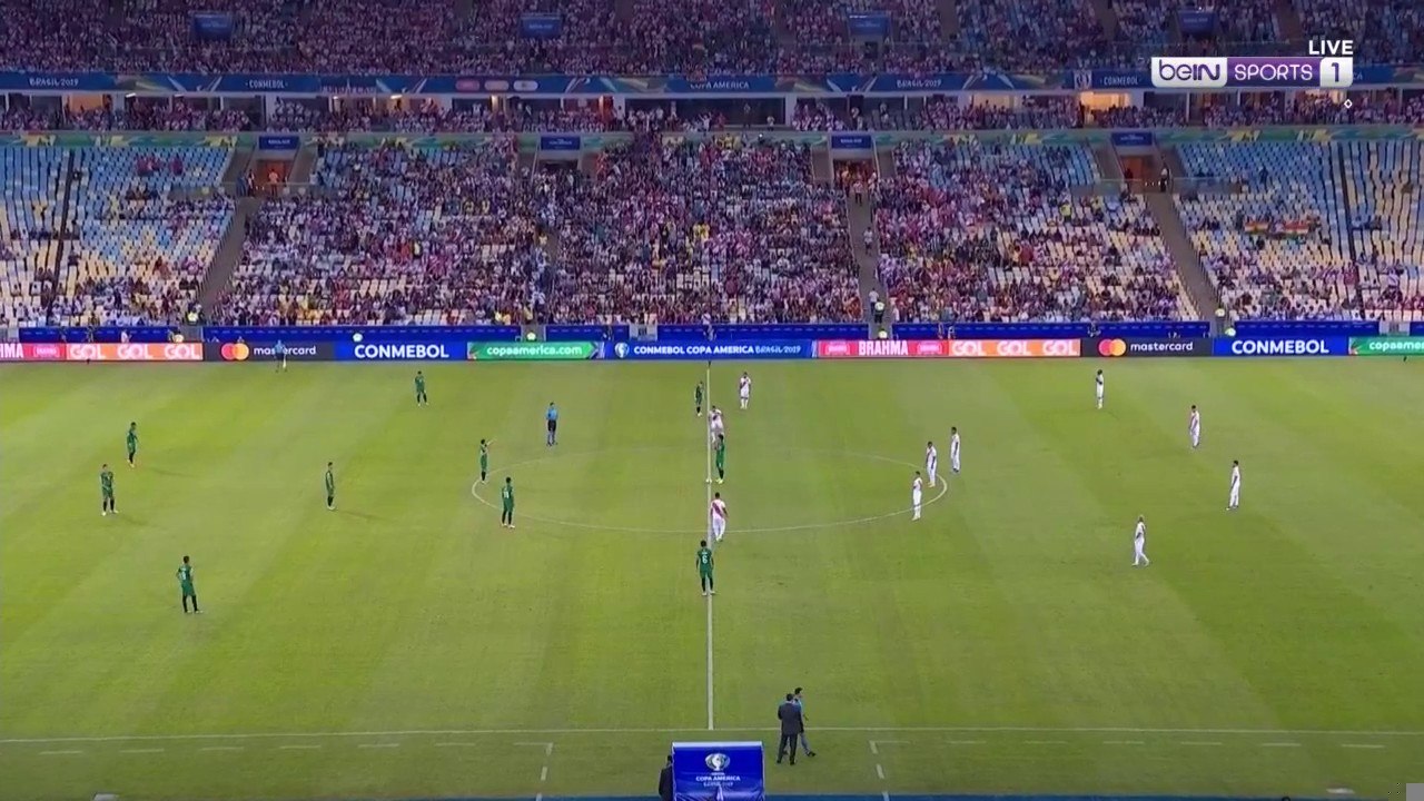 Bolivia v Peru