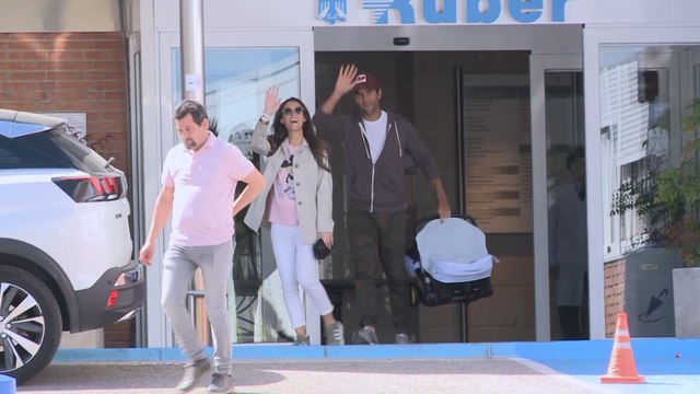 Ana Boyer y Verdasco, de vuelta a casa con su hijo