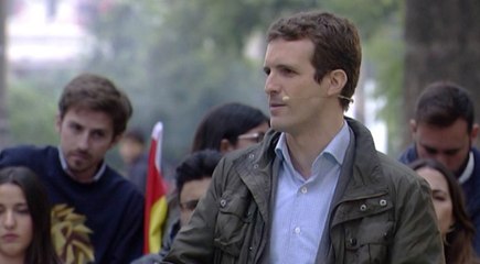Casado ve una "felonía" que Pedro Sánchez "se venda al independentismo"
