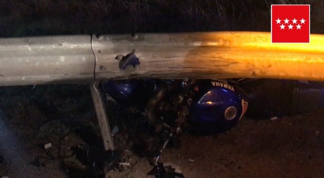 Motorista ingresa muy grave en el hospital tras salirse de la vía