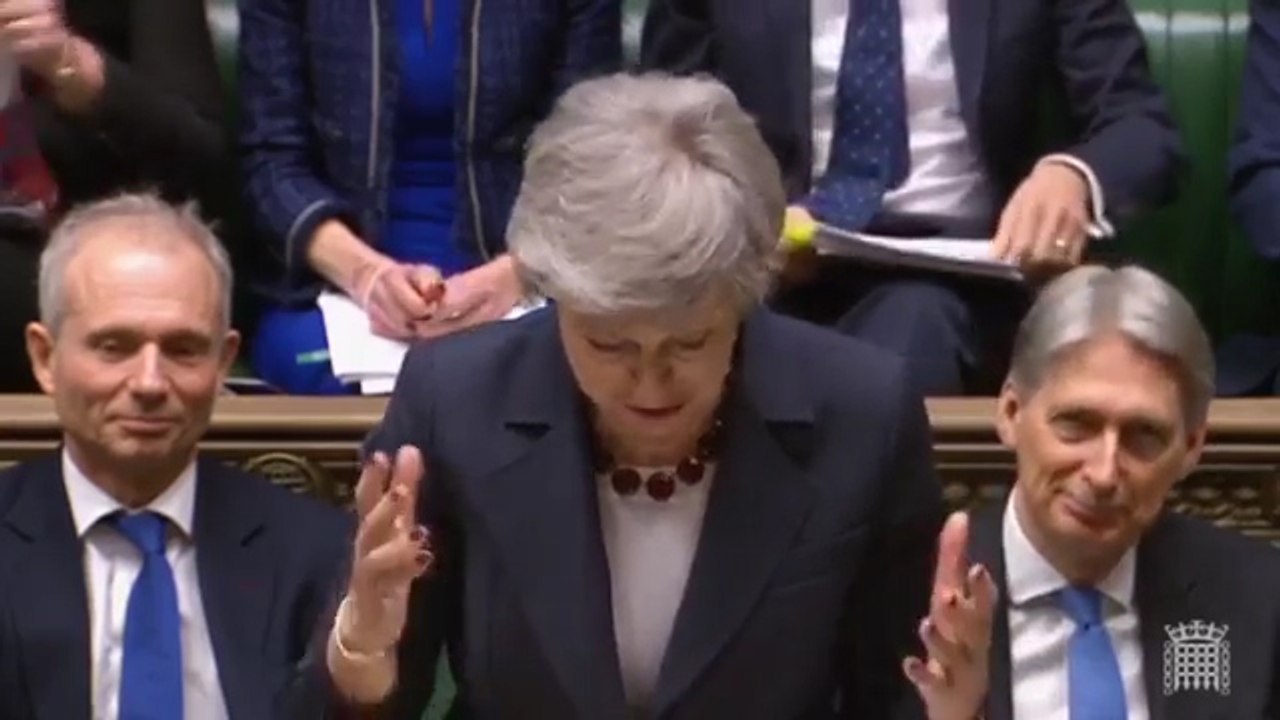 Parlamento británico aprueba aplazar fecha del Brexit al 22 de mayo