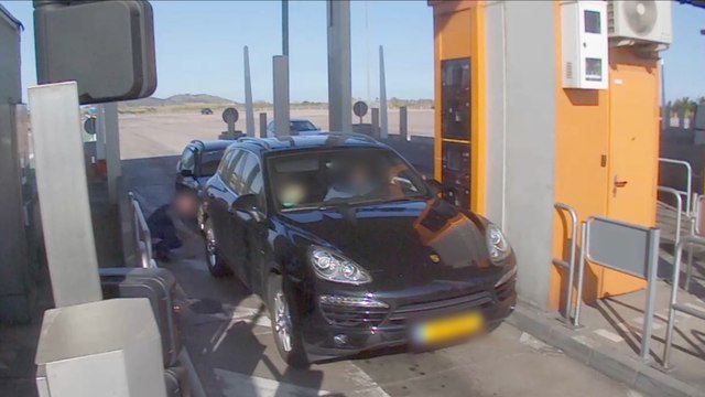 Cae una banda que se dedicaba a robar a turistas en AP-7