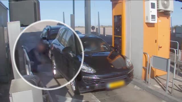 Los Mossos desarticulan una banda dedicada a robos en autovías