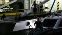 Guardia Civil salva a dos polizones en el barco de Melilla