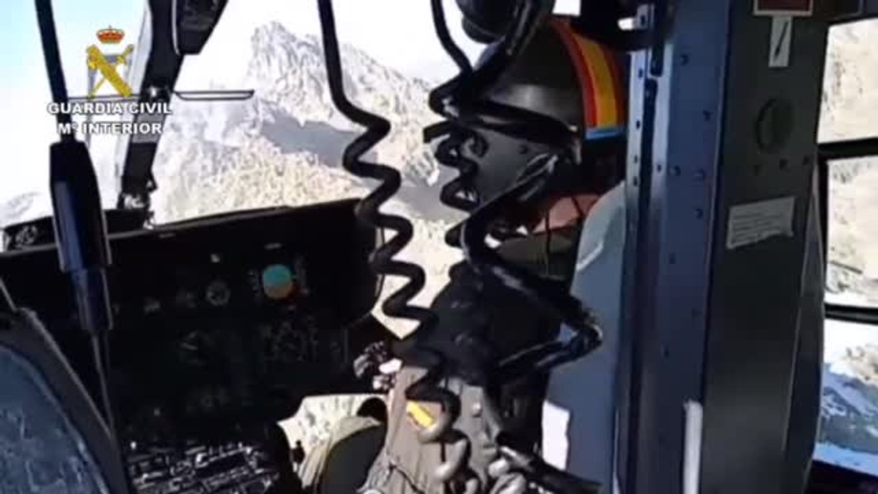 Complicado rescate de un montañero a 20 metros de la cima del pico Almanzor