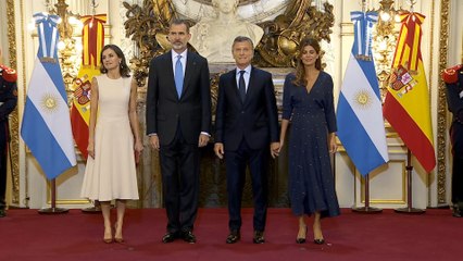 Los Reyes visitan Argentina con un mensaje de "apoyo"