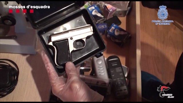 Detienen a dos ancianos por dos robos en bancos de Barcelona