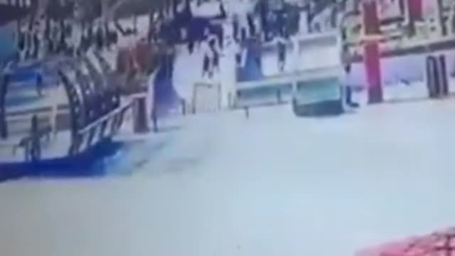 Mueren 85 personas por el hundimiento de un barco en Iraq