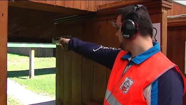 La propuesta sobre el uso de armas para defensa propia provoca todo tipo de reacciones en contra