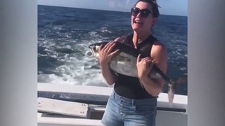 Fishing Fails! Funny fishing! Crazy moments