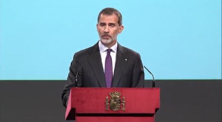 Rey lee el preámbulo de la Constitución Española