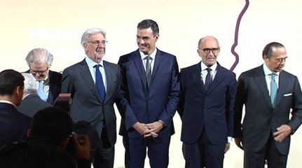 Sánchez acude a la entrega del premio 'Manuel Olivenza'
