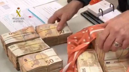 Guardia Civil interviene 300.000 euros en metálico sin declarar