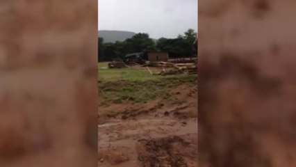Al menos 100 personas han muerto por el paso del ciclón tropical Idai por el sur de África