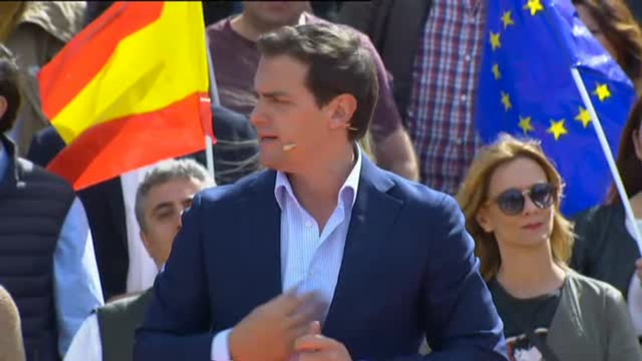 Rivera contesta a Torra: "Lo que ha hecho mal España es darle las llaves de nuestro país a usted"