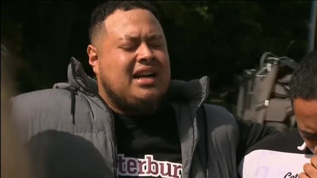 Flores y mensajes de esperanza en recuerdo de las víctimas del atentado en Christchurch