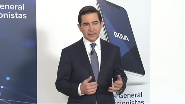 El presidente del BBVA asegura que el banco seguirá investigando con rigor el caso de las escuchas de Villarejo