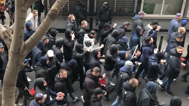 Los ultras del Olympique de Lyon llegan a Barcelona