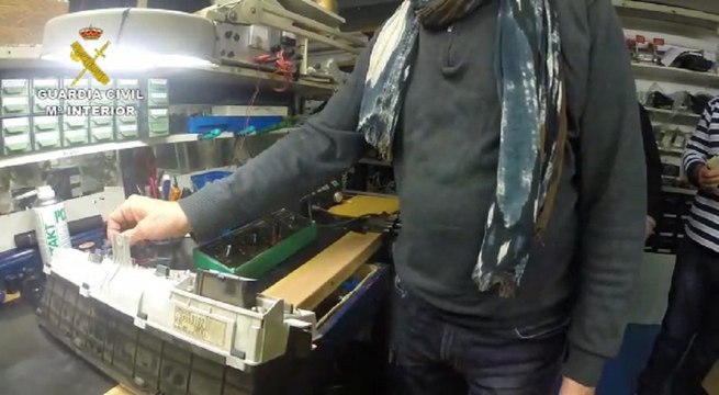 Más de 100 detenidos por manipular kilometraje de coches