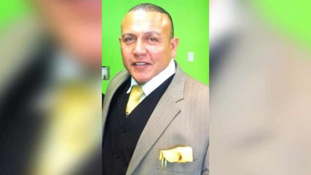 El detenido por los paquetes explosivos está registrado como republicano