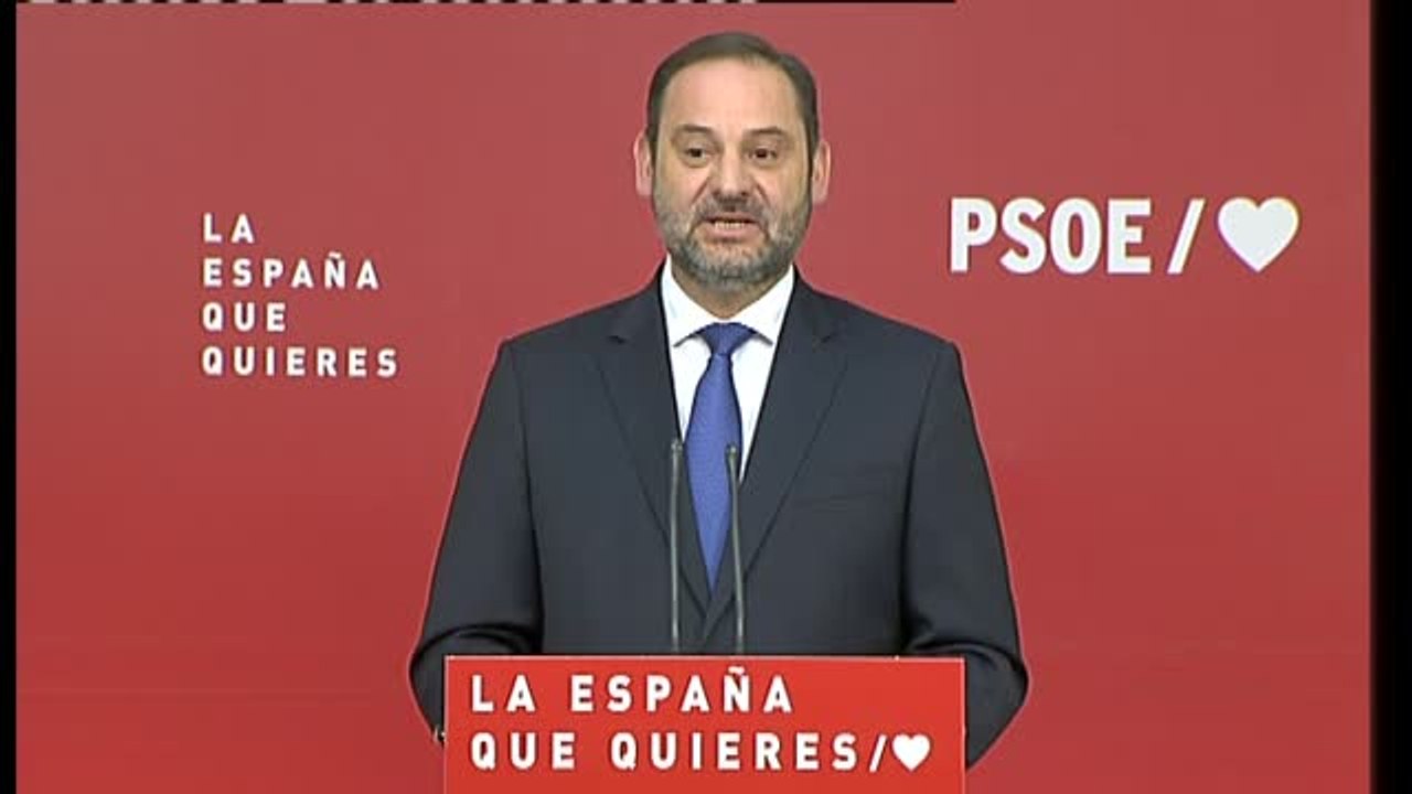 Ábalos sobre la foto de la 'reconquista' de Abascal: "España se merece mucho más respeto que un personaje de cómic"