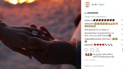 Jennifer López anuncia su compromiso con Álex Rodríguez