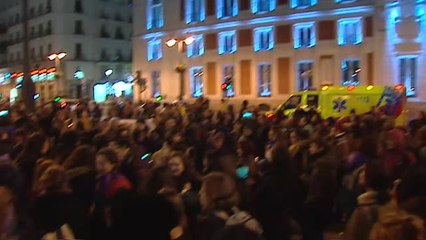 Una cacerolada en Sol: primer acto del Día de la Mujer