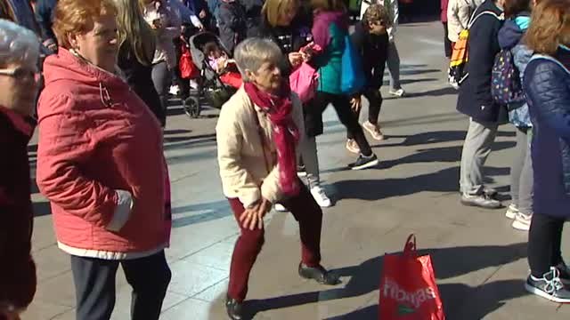 Las mujeres se preparan para el 8M