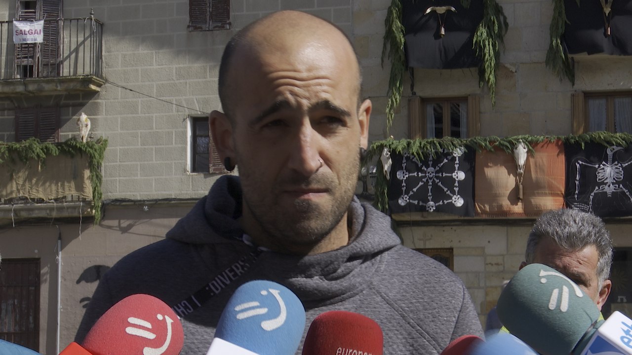 Plataforma Altsasu Aske "hartos" del uso político del caso Alsasua