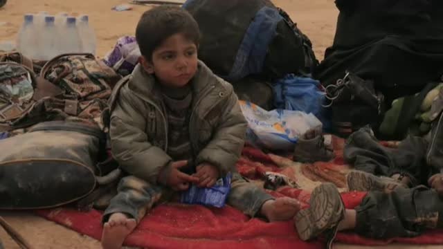 Unos dos mil civiles huyen de Al Baghouz, el último bastión de los yihadistas en Siria