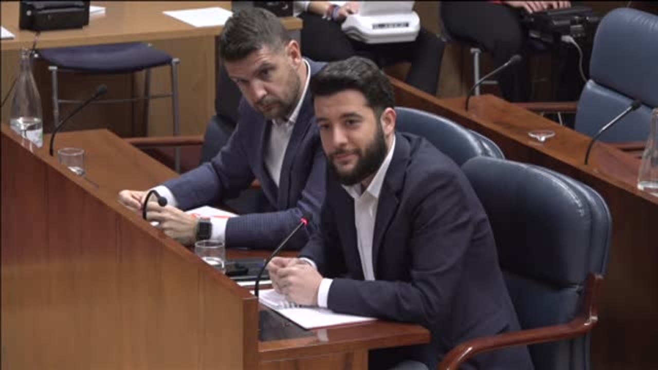 La expresidenta madrileña comparece sin pronunciar ni una sola palabra sobre el 'caso Máster'