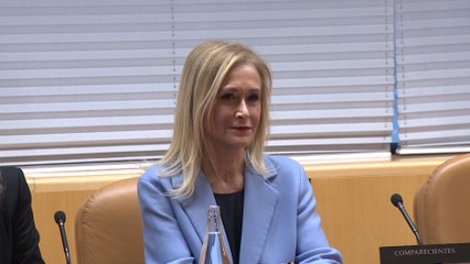 Cifuentes evita declarar pese a la insistencia de los diputados