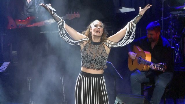 Rosario Mohedano estrena su nuevo disco