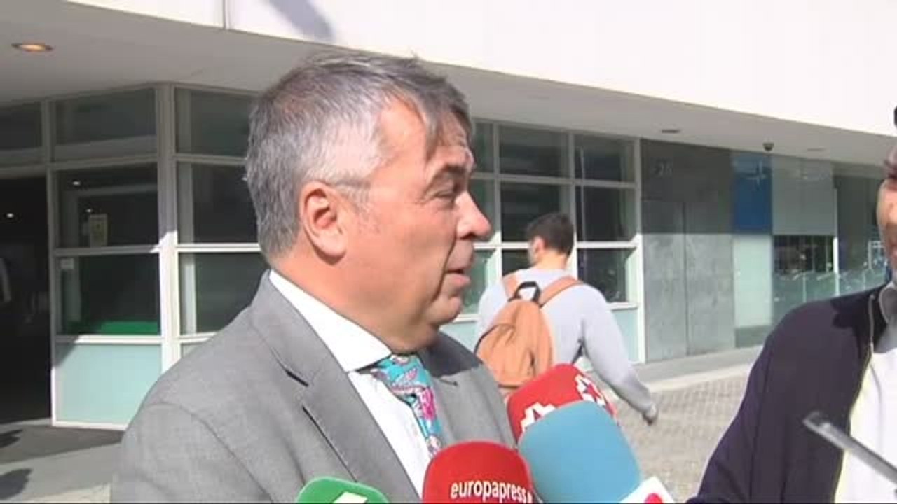 El abogado de la Manada califica de "puro marketing publicitario y populista" la difusión de la expulsión del Ejército de su cliente