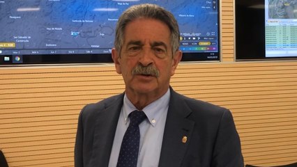 Revilla pide a los ciudadanos estar "vigilantes" frente a incendios