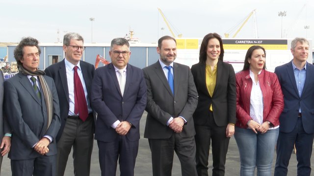 Ábalos visita obras de carretera