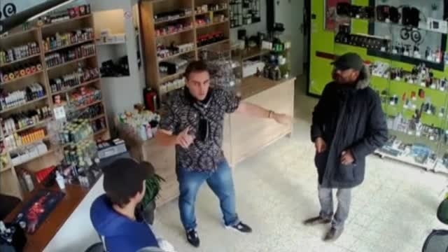 Un grupo de jóvenes ladrones hacen caso a su víctima y terminan siendo arrestados en Bélgica